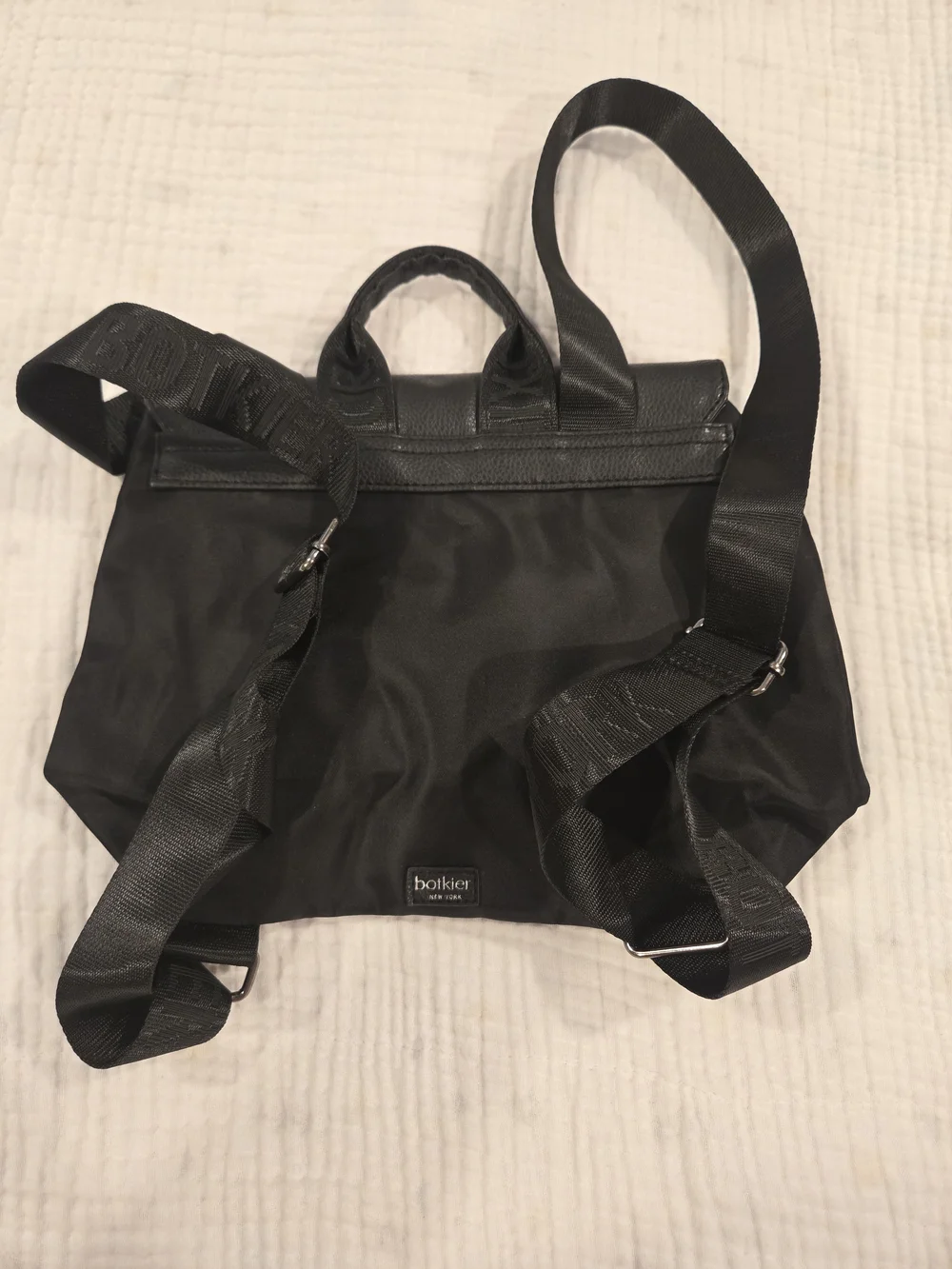 Botkier black mini
